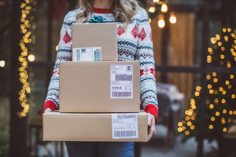 xmas-christmas-package-parcel-delivery-box-boxes-blog.jpg