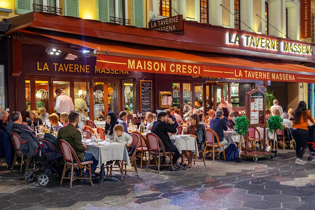 france restaurant patio blog