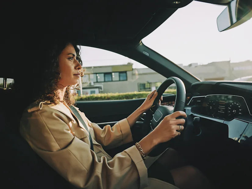 Woman-Driver-Morose-Connected-Driving
