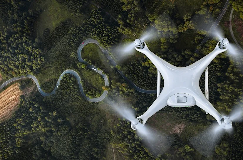 hereblog dronehistory hero1 blog.jpg