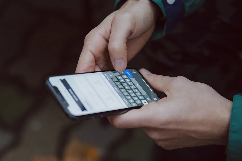 mobile phone blog