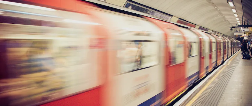 london underground tube subway.png