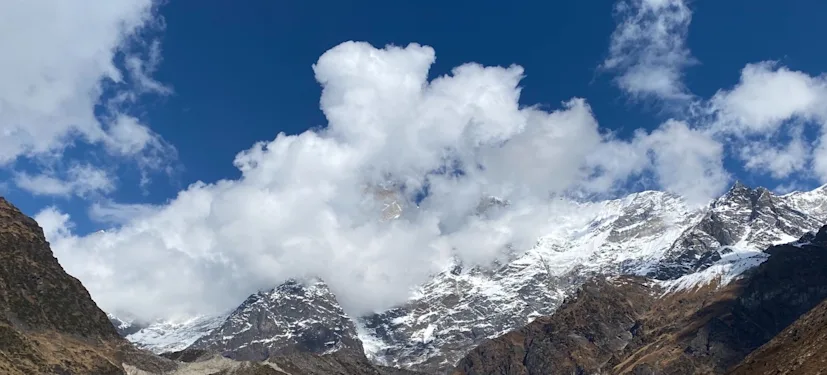 himalayas trekking.jpg