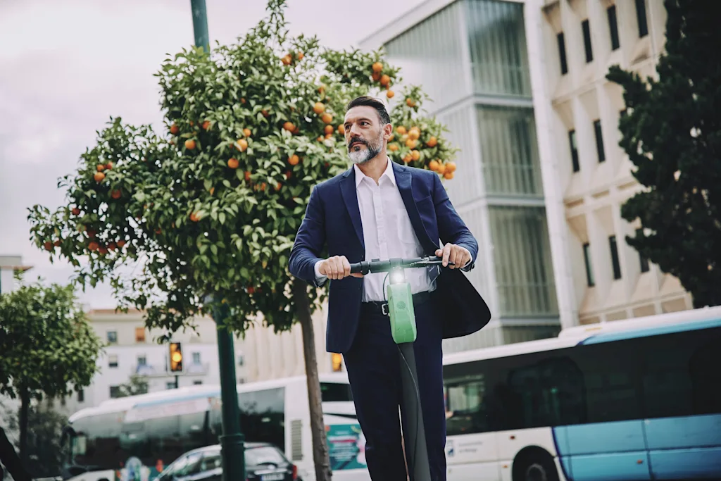 malaga scooter man urban mobility blog