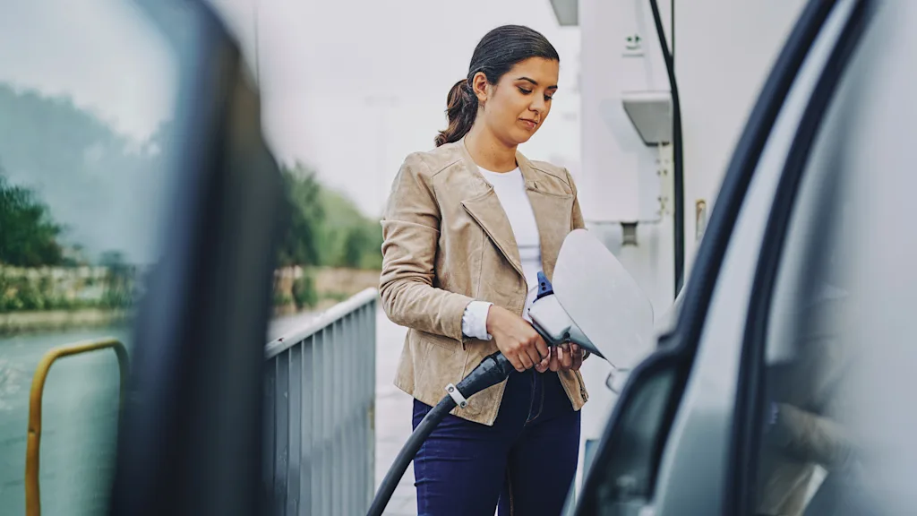HERE Technologies and JLR expand collaboration to improve EV charging experience
