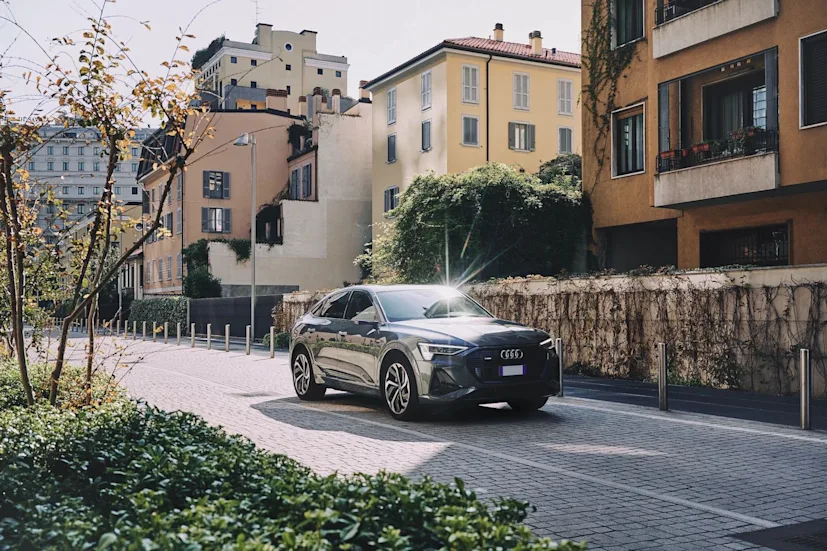 milan car road automotive blog.jpg
