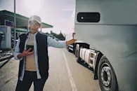 truck gas station woman driver fleet transportation logistics blog.jpeg