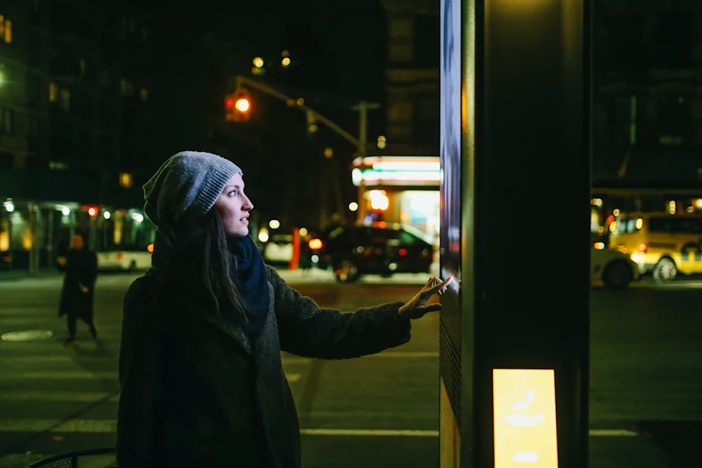 microsoft 365 ad ads advertising woman night blog