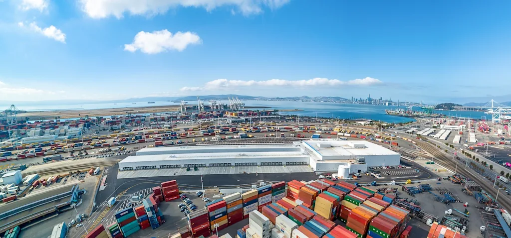 lineage logistics exterior cold supply chain blog
