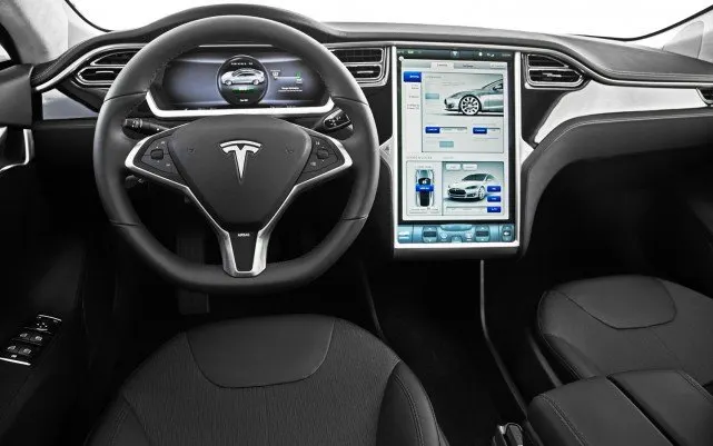 2013 tesla model s interior 2 e1407928012807 blog