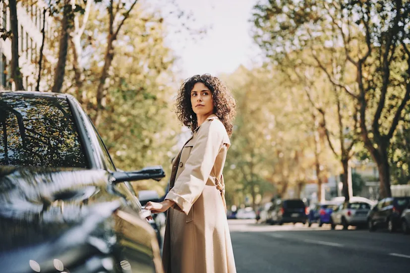 driver car woman commute commuter connected driving automotive blog.jpg