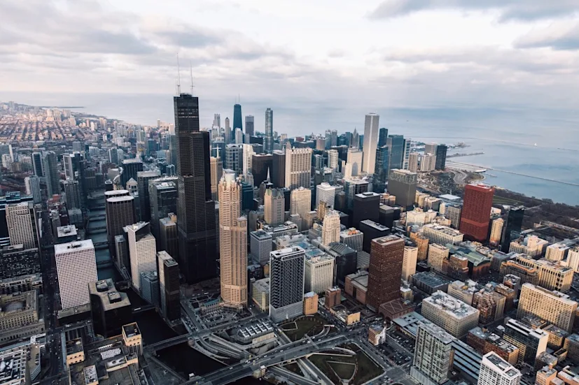 17 flatangle chicago skyline blog.jpg