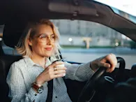 Driver-Woman-SDV-Software-Defined-Vehicles-Maturity-Framework